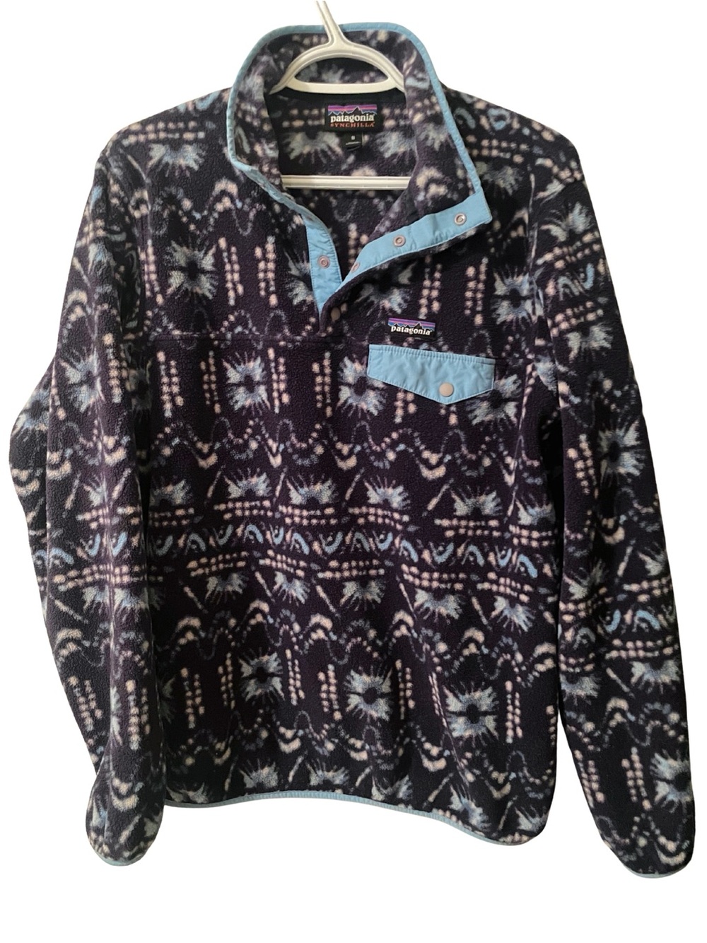 Patagonia Navy Geometric Aztec Print Synchilla Fleece with Light Blue Trim
